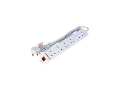 Microconnect MC-UKSURGESTRIP6-5M stikdåse 6 AC stikkontakt(er) Indendørs Hvid